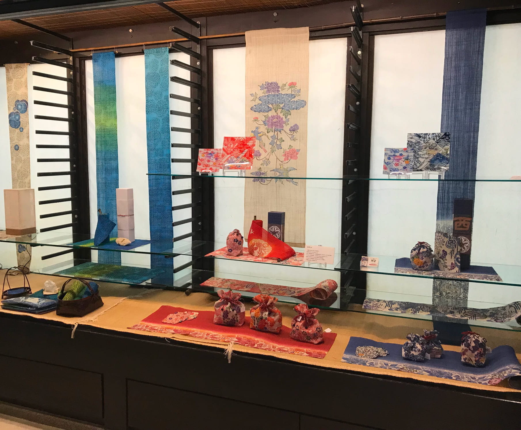 首里琉染イメージ